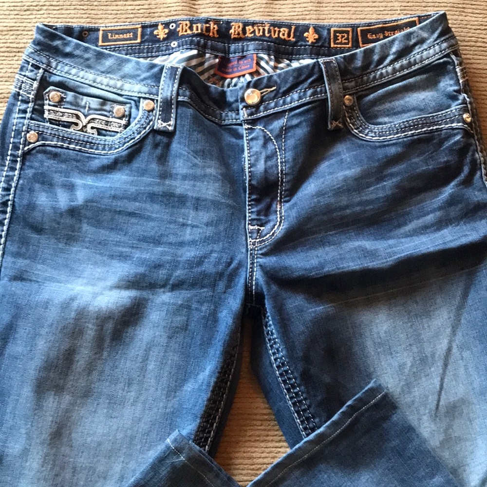 Rock Revival Linnett Easy straight.